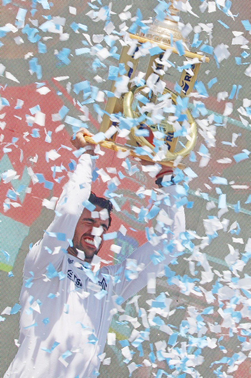 Urcera campeón del Turismo Carretera: WhatsApp Image 2022-12-11 at 15.56.06.jpeg